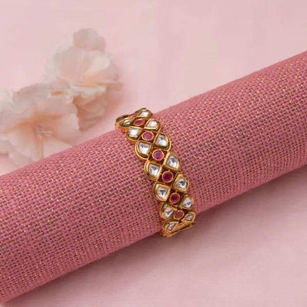 Gold_Tabeer_Ruby_And_Gold_Kundan_Bangle_For_Women