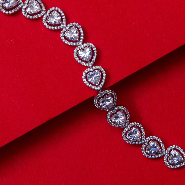 Gold_Valentine'S_Day_Heart_Shaped_Bracelet_For_Women