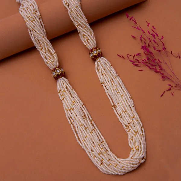 Gold_Shambhvi_White_Necklace_For_Women