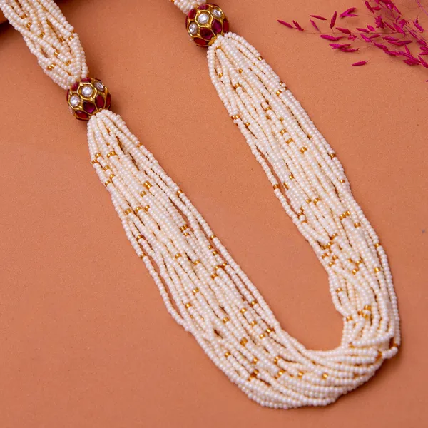Gold_Shambhvi_White_Necklace_For_Women