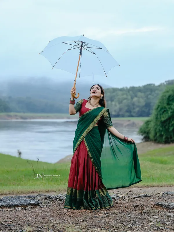 Red_And__Green_Kanjivaram_silk__Half_Lehenga_Saree_With_Blouse_And_Dupatta_For_Women