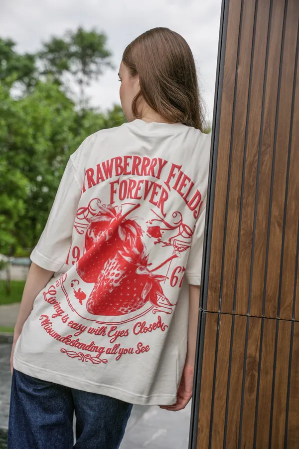 Vanilla_Drift_Strawberry_Anthem_Printed_Cotton_Oversized_Tee_For_Unisex