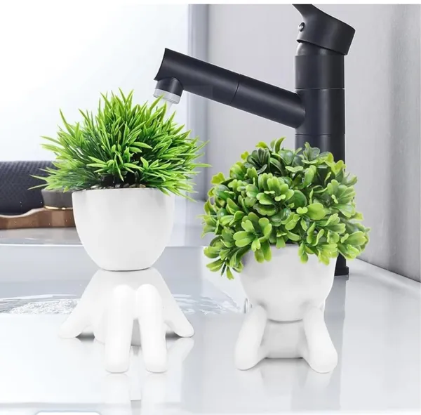 White_Plastic_Home_Office_For_Home_Decor