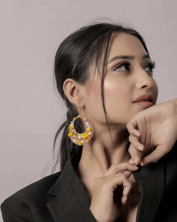 Yellow_And_White_Premium_Earring_For_Women