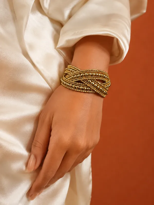 Golden_Premium_Cuff_For_Women