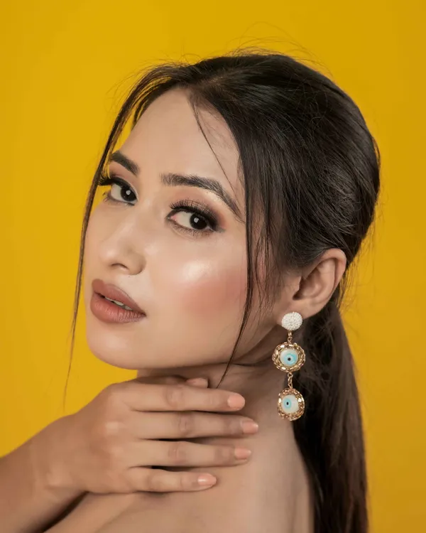 White_Premium_Earring_For_Women