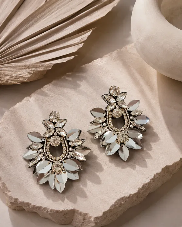 Silver_Premium_Earring_For_Women