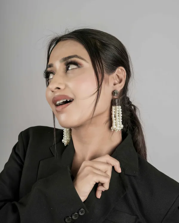 White_Premium_Earring_For_Women