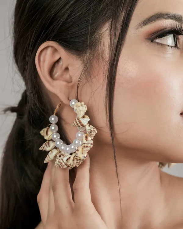 White_Premium_Earring_For_Women