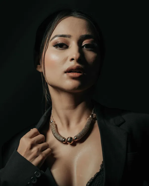 Golden_Premium_Necklace_For_Women