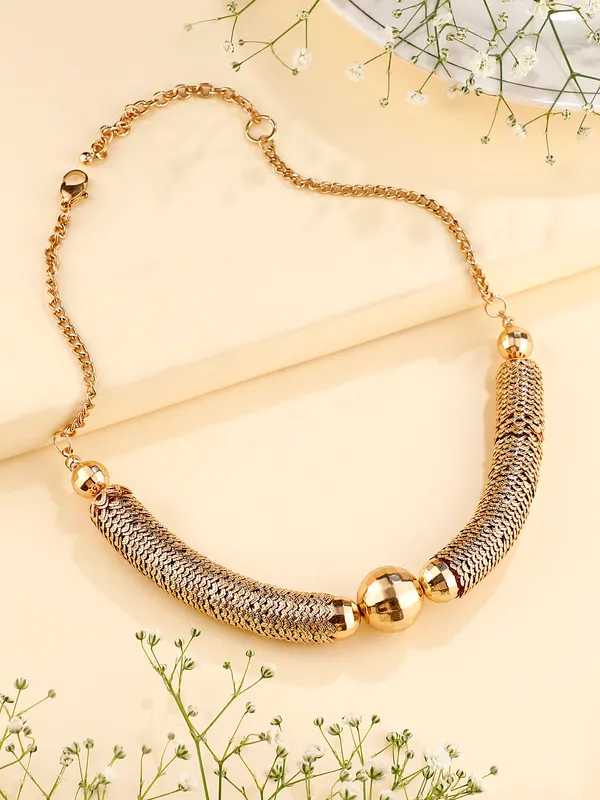 Golden_Premium_Necklace_For_Women