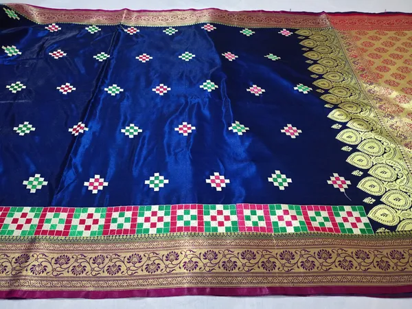Blue_Silk_Blend_Embroidery_Work_Saree_For_Women