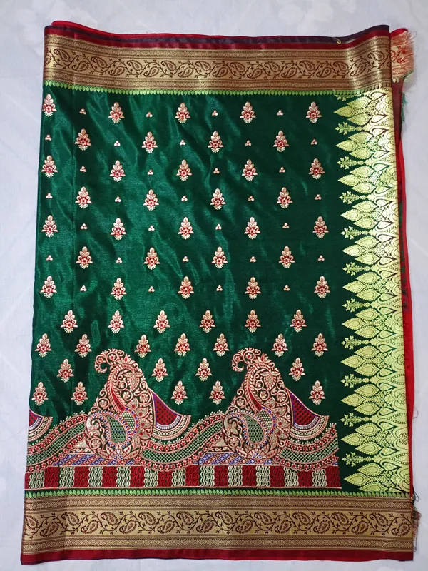 Bottle_Green_Silk_Blend_Embroidery_Work_Saree_For_Women