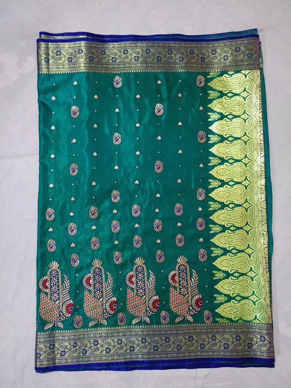Green_Banarasi_Silk_Zari_Embroidery_Saree_For_Women