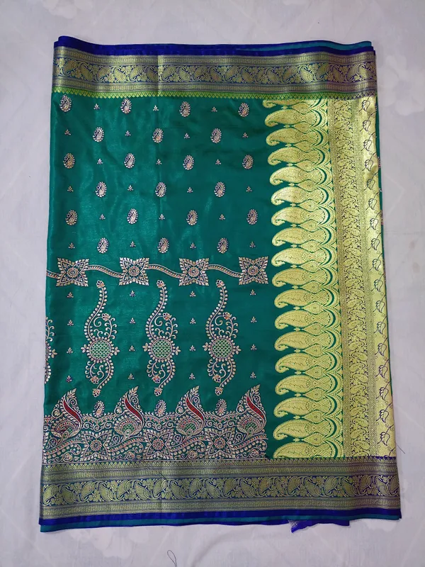 Green_Banarasi_Silk_Embroidery_Saree_For_Women