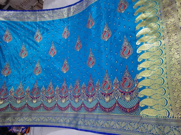 Royal_Blue_Banarasi_Silk_Embroidery_Saree_For_Women