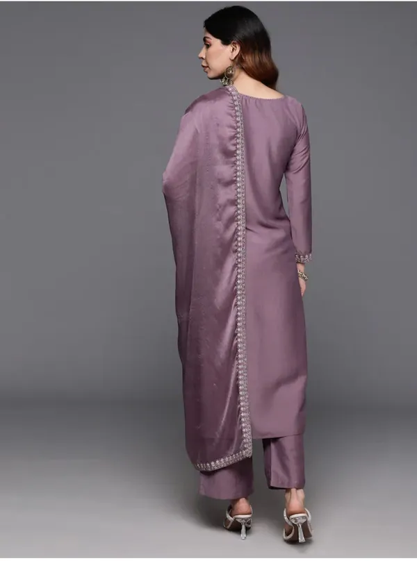 Purple_Chanderi_Embroidered_Salwar_Suit_For_Women