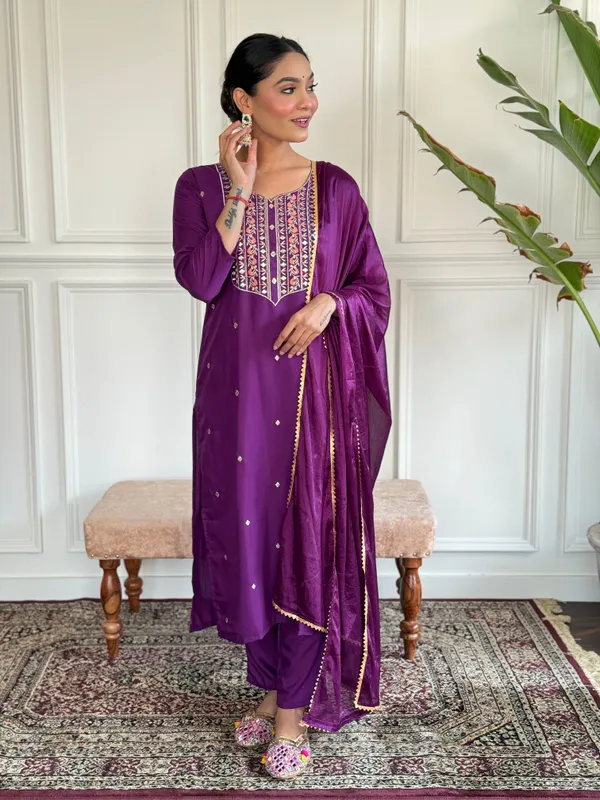 Purple_Rayon_Slub_Embroidery_Work_Straight_Attractive_Long_Kurta_Set_With_Matching_Dupatta_For_Women