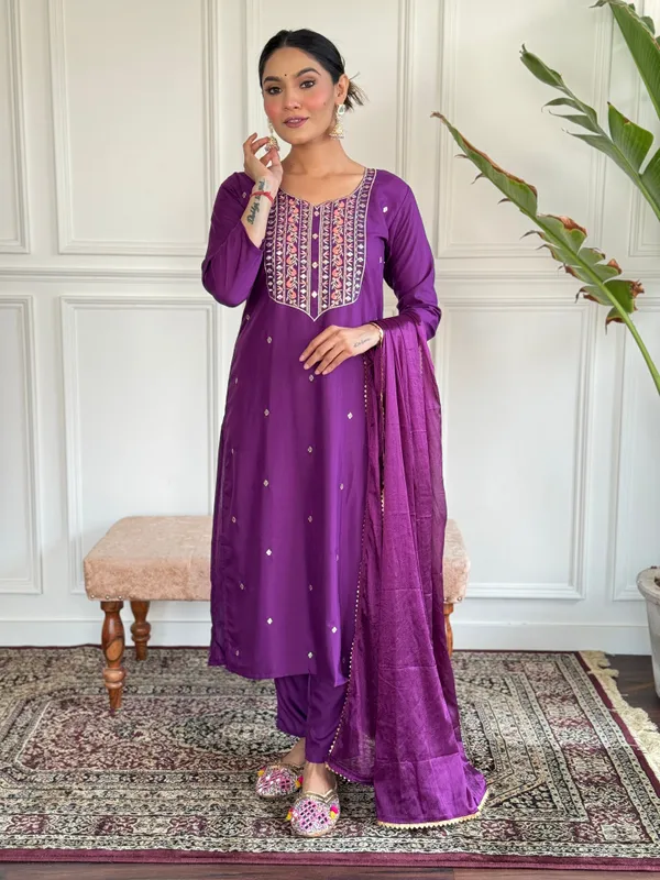 Purple_Rayon_Slub_Embroidery_Work_Straight_Attractive_Long_Kurta_Set_With_Matching_Dupatta_For_Women