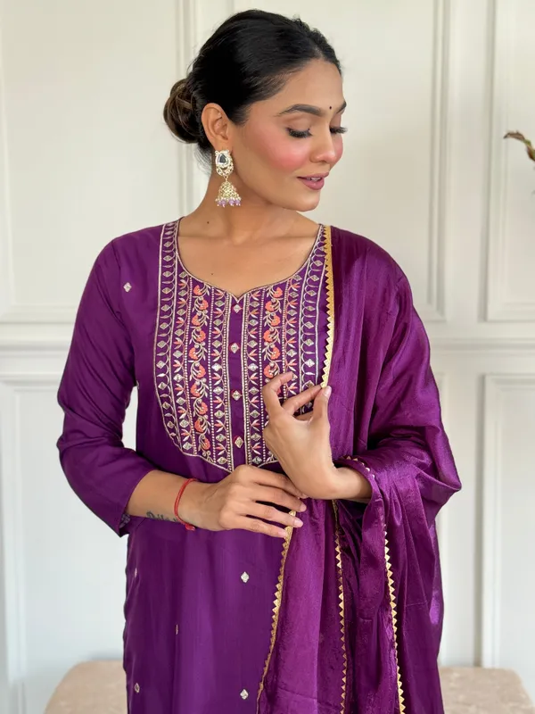 Purple_Rayon_Slub_Embroidery_Work_Straight_Attractive_Long_Kurta_Set_With_Matching_Dupatta_For_Women