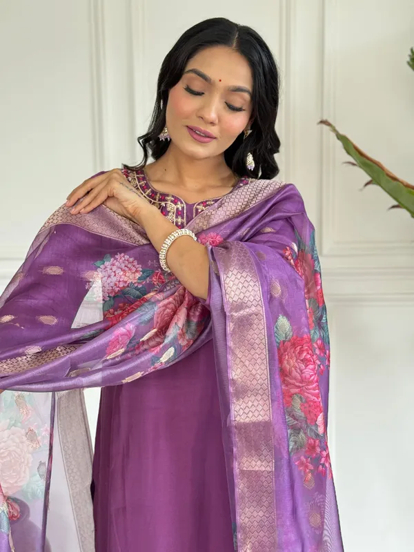 Purple_Embroidered_Chanderi_Viscose_Kurta_Set_For_Women