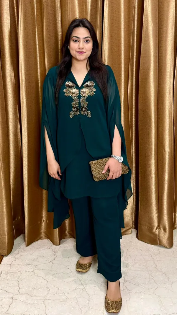 Emerald_Grace_Embroidered_Georgette_Co-ord_Set
