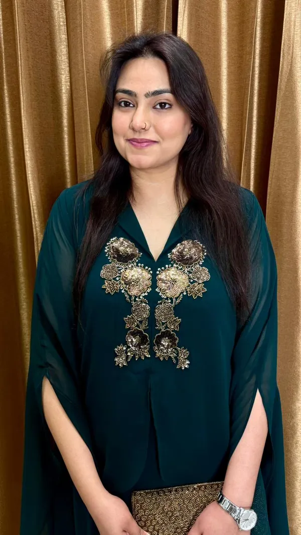 Emerald_Grace_Embroidered_Georgette_Co-ord_Set