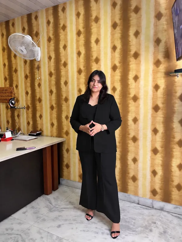 The_Luxe_Black_3-Piece_Plus_Size_Business_Suit_Set