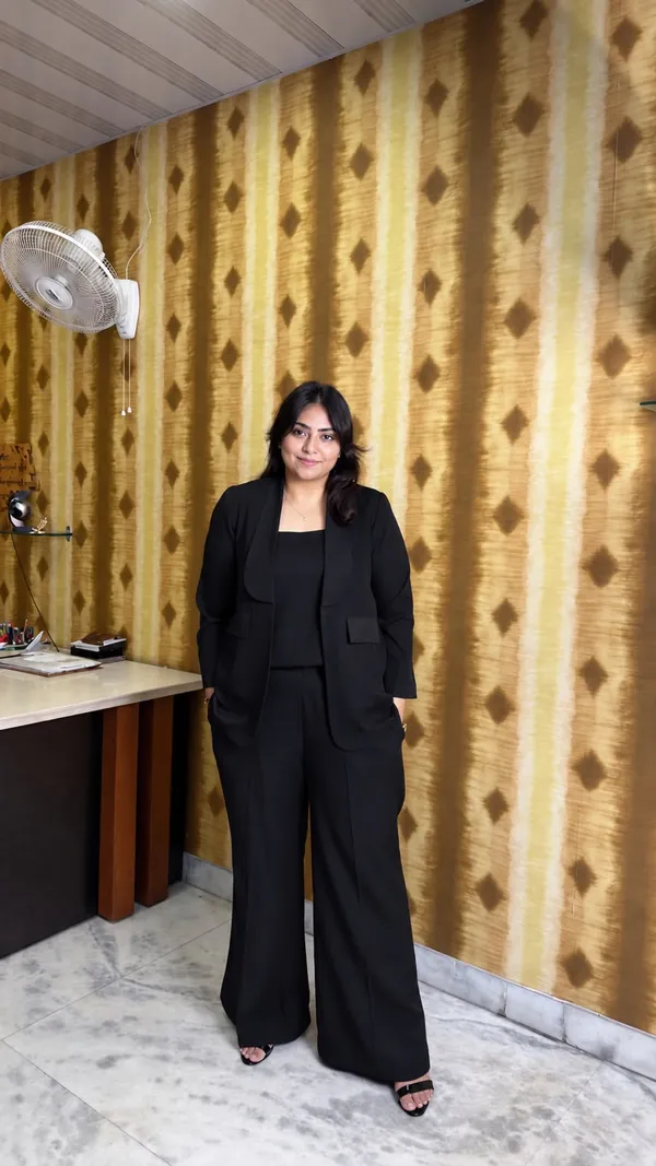 The_Luxe_Black_3-Piece_Plus_Size_Business_Suit_Set