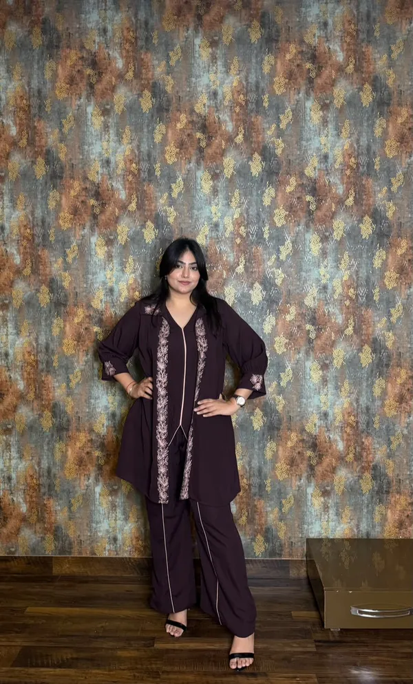 The_Élora_–_Embroidered_Shrug_&_Trouser_Set