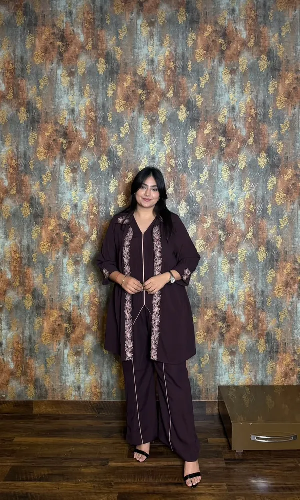 The_Élora_–_Embroidered_Shrug_&_Trouser_Set