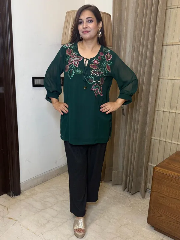 Bottle_Green_Top_With_Thread_Work_For_Women