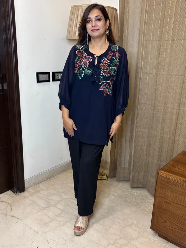 Navy_Blue_Top_With_Thread_Work_For_Women