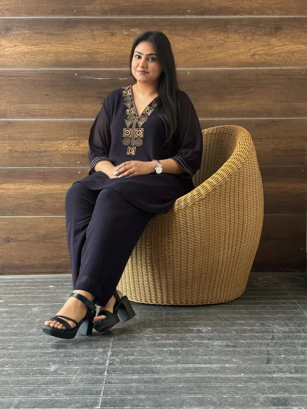 Navy_Blue_Co-Ord_With_Thread_Work_For_Women