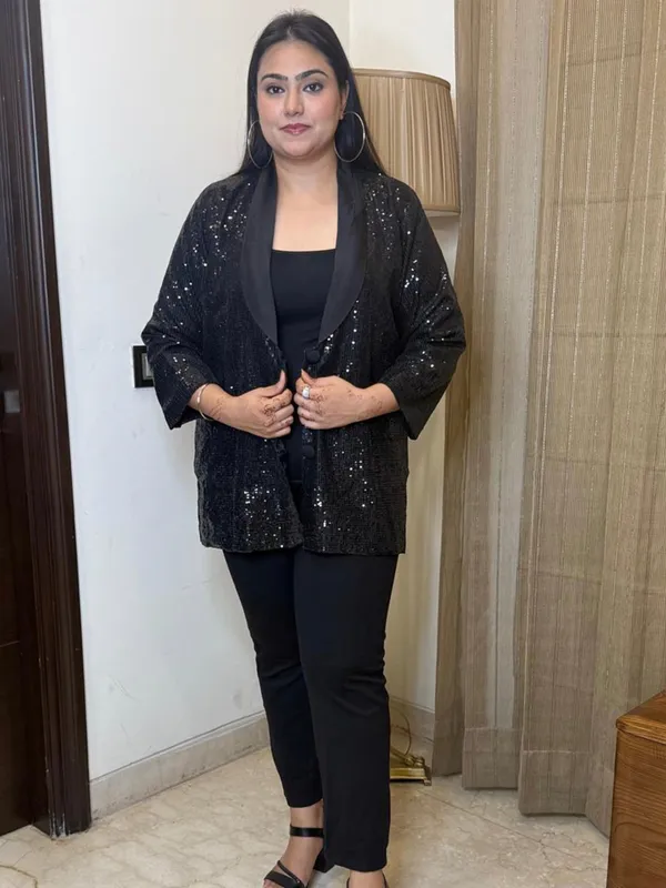Black_Soft_Sequin_Blazer_For_Women
