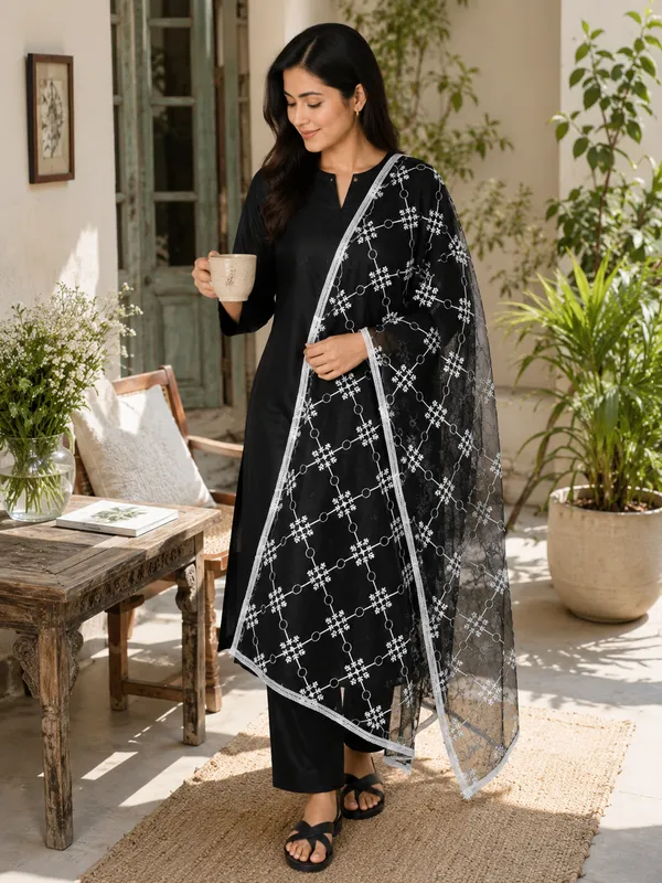 Women's_Black_Saffron_Karachi_Embroidered_Dupatta_|_Net_Dupatta_with_White_Floral_Embroidery_|_Lightweight_Ethnic_Dupatta_for_Kurti,_Suit_&_Festive_Wear_|_2.2_Meter