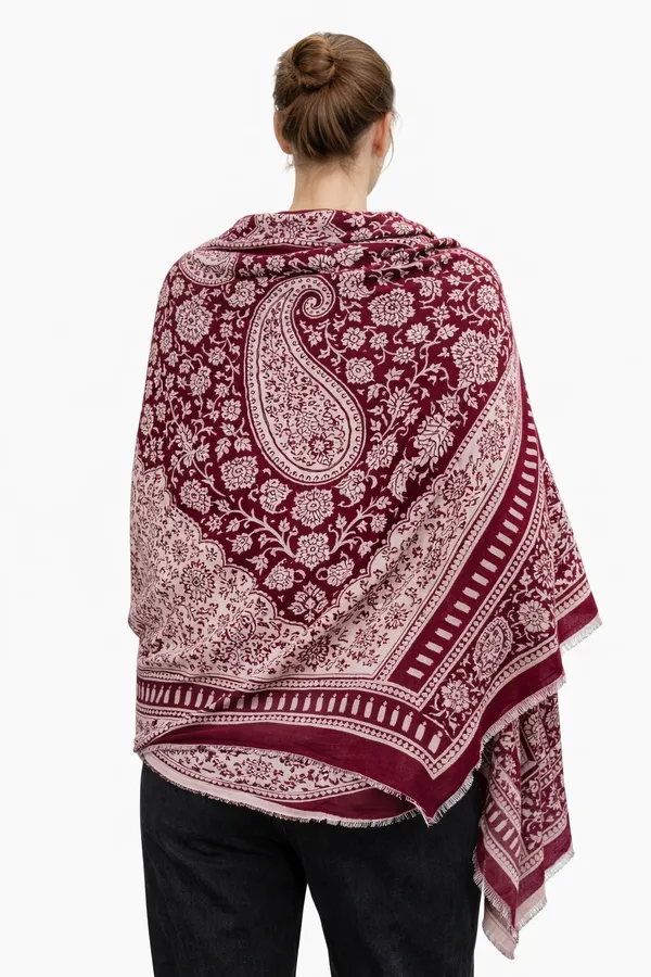 Maroon_And_White_Wool_With_Viscose_Soft_Kashmiri_Paisley_Design_Shawl_For_Women