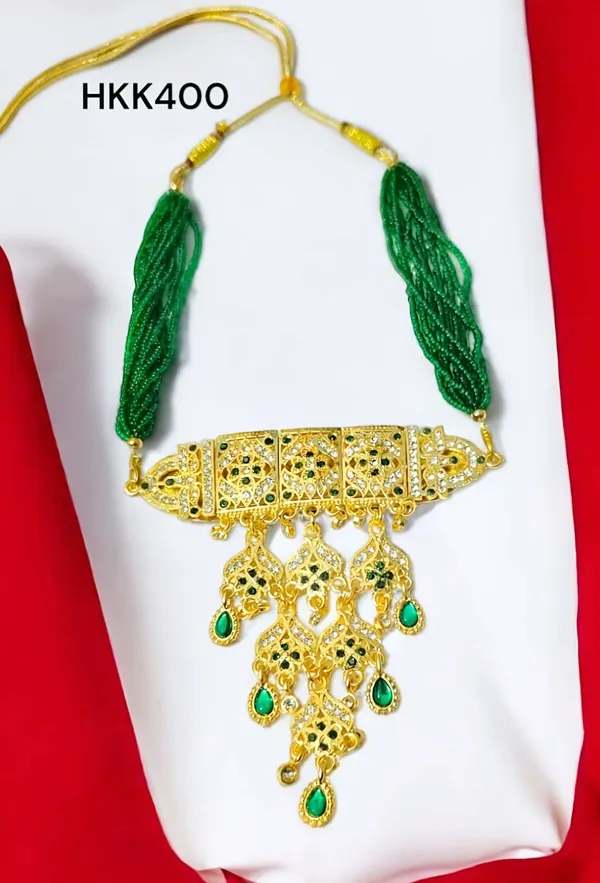 Balaji_Gold_Rajasthani_Traditional__Gold-Plated_Green_Bead_Choker_(Aad)_with_Kundan_Work