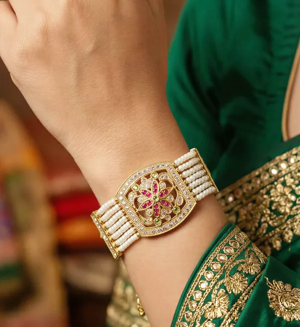 Balaji_Gold_Multicolour_Rajasthani_Royal_Pearl_&_Kundan_Bracelet_For_Women