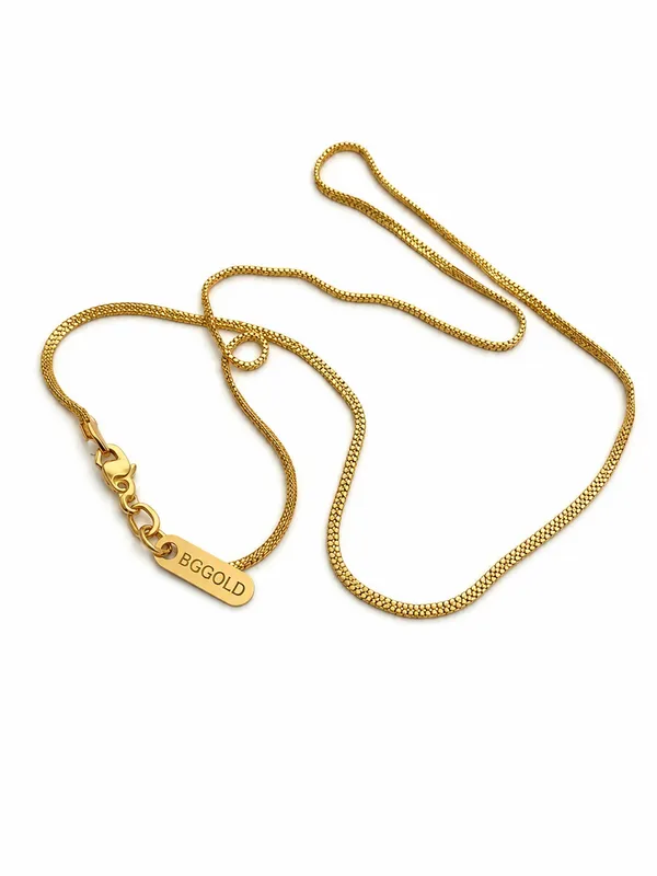 Classic_Gold-Plated_Sleeke_Chain_Necklace_for_Men_&_Women_|_Daily_Wear_Sleek_Gold_Chain