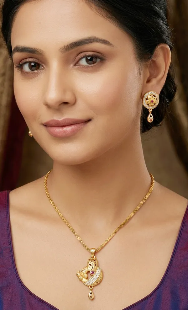 Elegant_Floral_Gold_Pendant_Necklace_Set_with_Stud_Earrings