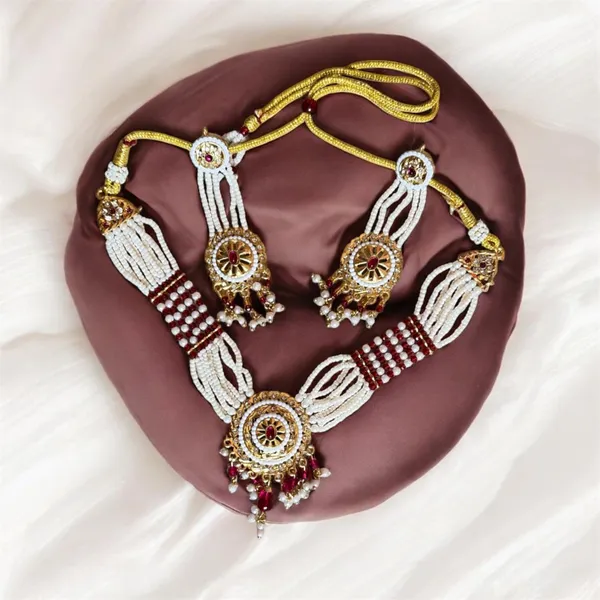 Balaji_Gold_Elegant_South_Indian_Temple_Jewelry_Necklace_Set_with_Earrings_For_Women