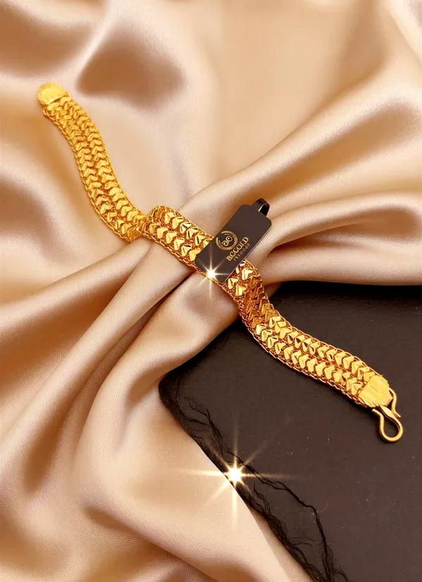 Elegant_Triple-Row_Textured_Gold-Plated_Unisex_Bracelet