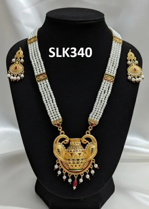 Royal_Marwari_Gold-Plated_Pearl_Choker_Set_with_Matching_Earrings