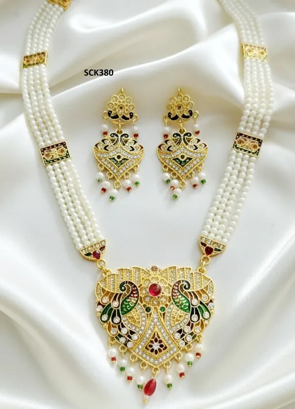 Royal_Rajasthani_Pearl_Necklace_with_Kundan_Pendant