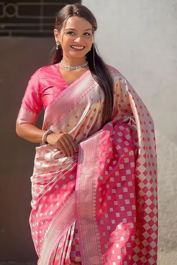 Pink_&_Silver_Jacquard_Embellished_Banarasi_Saree_For_Women
