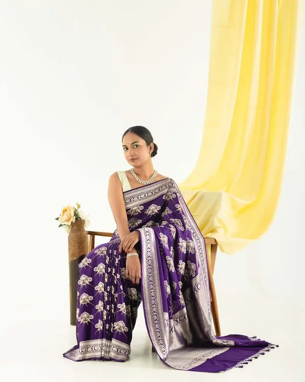 Purple_&_Silver_Jacquard_Self_Design_Banarasi_Saree_For_Women