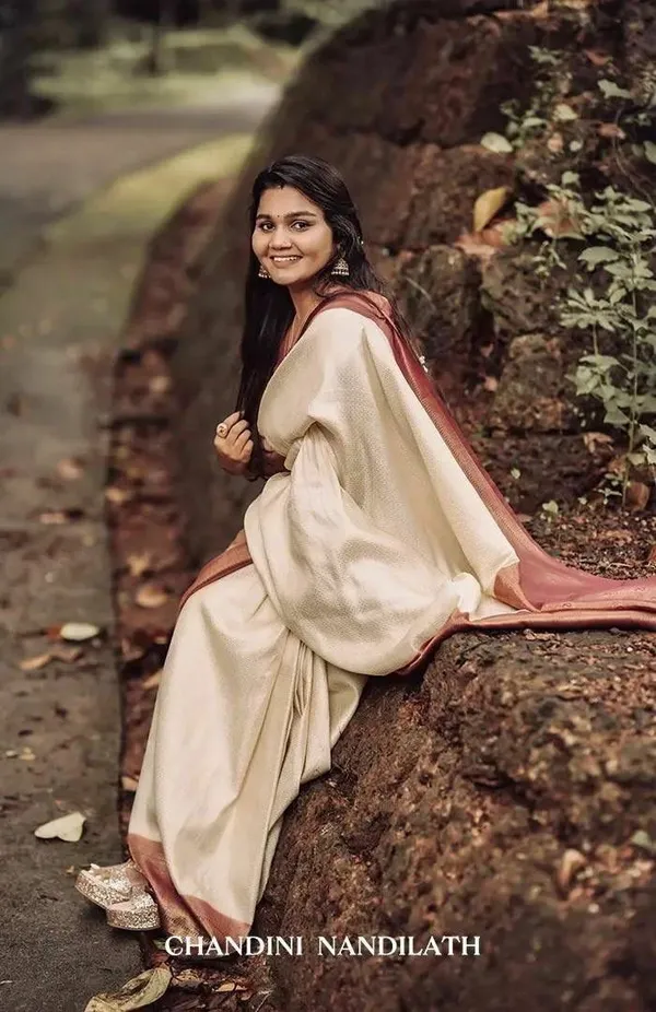 Cream_&_Maroon_Jacquard_Art_Silk_Woven_Banarasi_Saree_For_Women