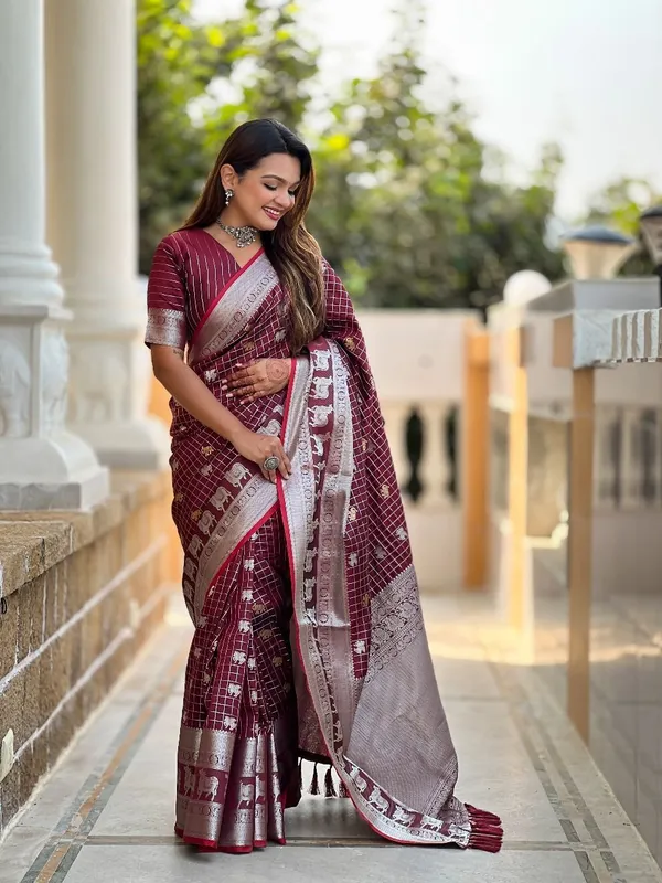 Maroon_&_Silver_Jacquard_Self_Design_Banarasi_Saree_For_Women