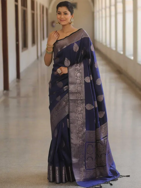 Blue_Jacquard_Woven_Temple_Border_Banarasi_Saree_For_Women